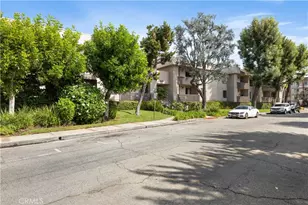 15215 Magnolia Blvd, Sherman Oaks, CA 91403 - Photo 38
