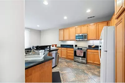 43929 W 44th, Lancaster, CA 93536 - Photo 14