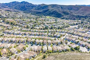 2827 Arbella, Thousand Oaks, CA 91362 - Photo 48