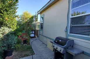 20401 Soledad Canyon Road, Canyon Country, CA 91351 - Photo 6