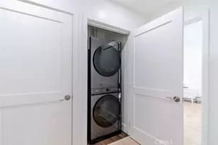 7459 Sylmar Ave, Van Nuys, CA 91405 - Photo 14