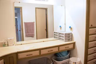 8811 Canoga Ave, Canoga Park, CA 91304 - Photo 14