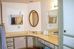 8811 Canoga Ave, Canoga Park, CA 91304 - Photo 16