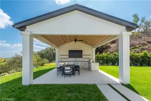 5340 Whitman Rd, Hidden Hills, CA 91302 - Photo 44