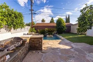 22020 Saticoy St, Canoga Park, CA 91303 - Photo 20