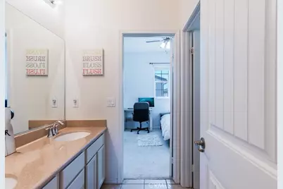 20413 Janzer Court, Newhall, CA 91350 - Photo 12