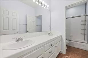 27879 Alta Vista Ave, Valencia, CA 91355 - Photo 26
