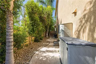 27879 Alta Vista Ave, Valencia, CA 91355 - Photo 40