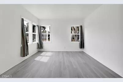 2801 Virginia Avenue, Santa Monica, CA 90404 - Photo 8
