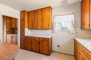 8942 Ilex, Los Angeles, CA 91352 - Photo 10