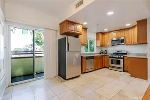 15053 Victory Blvd, Van Nuys, CA 91411 - Photo 8