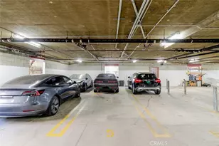 15053 Victory Blvd, Van Nuys, CA 91411 - Photo 26