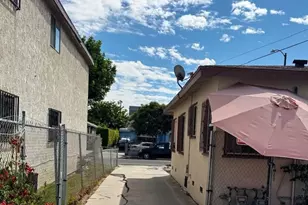 2323 Carmona Ave, Los Angeles, CA 90016 - Photo 4