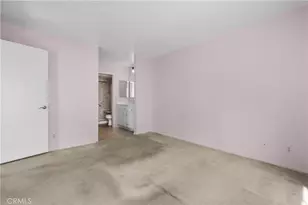 18117 Erik Ct, Canyon Country, CA 91387 - Photo 12