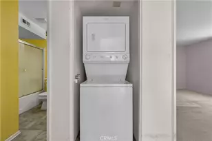 18117 Erik Ct, Canyon Country, CA 91387 - Photo 16