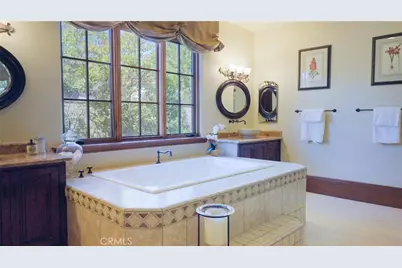 25532 Oak Meadow Drive, Valencia, CA 91381 - Photo 22