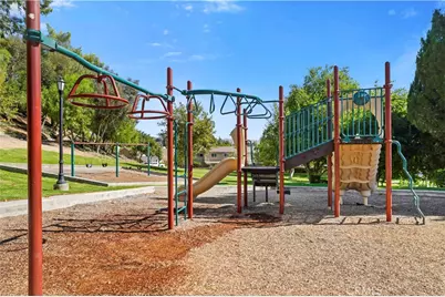 21929 Peppercorn Drive, Saugus, CA 91350 - Photo 44