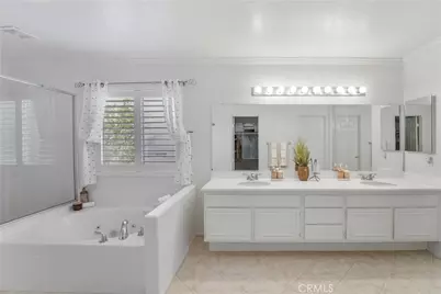 27922 Bridlewood Drive, Castaic, CA 91384 - Photo 48