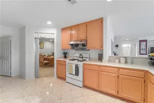 27922 Bridlewood Dr, Castaic, CA 91384 - Photo 32