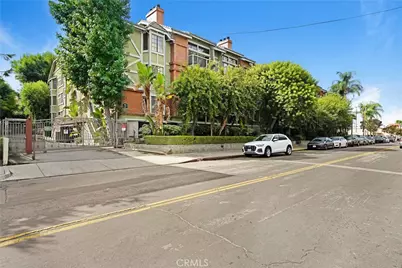 18324 Clark #119, Tarzana, CA 91356 - Photo 1