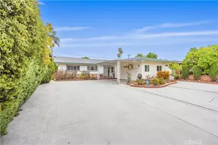 9224 9226 N Gothic Ave, North Hills, CA 91343 - Photo 1