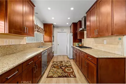 9224 9226 N Gothic Avenue, North Hills, CA 91343 - Photo 10