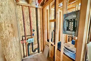 15021 15023 Sylvan, Van Nuys, CA 91411 - Photo 6