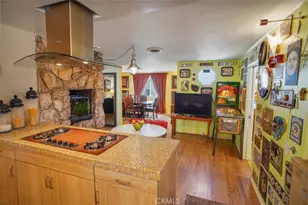 8636 8636 Delco, Winnetka, CA 91306 - Photo 6