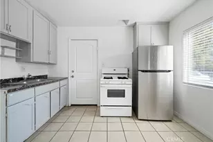 44043 Hoban Ave, Lancaster, CA 93534 - Photo 6