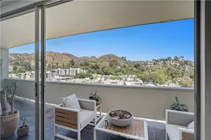 7250 Franklin Ave, Los Angeles, CA 90046 - Photo 4
