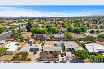 37944 37944 Melton, Palmdale, CA 93550 - Photo 2
