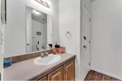 1124 W Country Club Boulevard, Big Bear City, CA 92314 - Photo 16