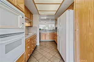 2910 Neilson Way, Santa Monica, CA 90405 - Photo 10