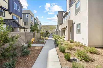 27318 Maverick Place, Valencia, CA 91381 - Photo 44