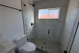 14165 Calvert St, Van Nuys, CA 91401 - Photo 10