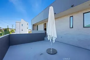 2012 S Curson, Los Angeles, CA 90016 - Photo 16