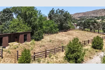 8768 Leona Avenue, Leona Valley, CA 93551 - Photo 50