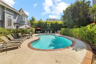 18135 Burbank Blvd, Tarzana, CA 91356 - Photo 62