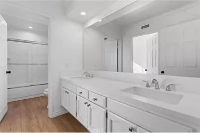 13033 Magnolia, Sherman Oaks, CA 91423 - Photo 44