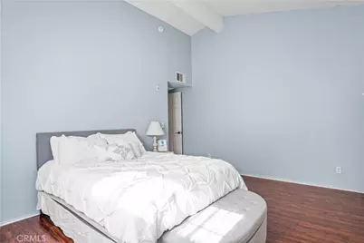 7035 Woodley Avenue #203, Van Nuys, CA 91406 - Photo 10