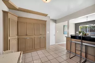 1322 E Avenida De Los Arboles, Thousand Oaks, CA 91360 - Photo 8