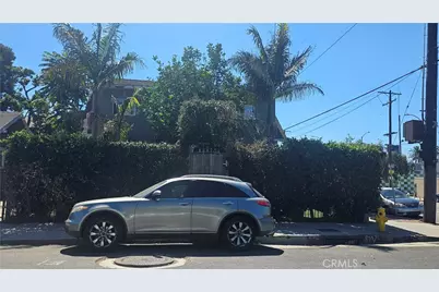 736 W 41st Place, Los Angeles, CA 90037 - Photo 2