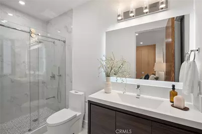 14519 Greenleaf Street, Sherman Oaks, CA 91403 - Photo 24