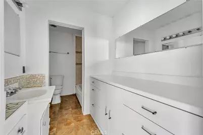 960 Larrabee #317, West Hollywood, CA 90069 - Photo 10