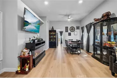 2104 Snowberry Court, Simi Valley, CA 93063 - Photo 6