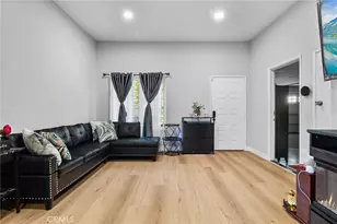 2104 Snowberry Ct, Simi Valley, CA 93063 - Photo 4