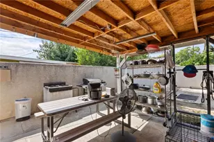 11819 Chivers Ave, Pacoima, CA 91331 - Photo 20