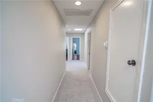 23678 White Oak Ct, Newhall, CA 91321 - Photo 28