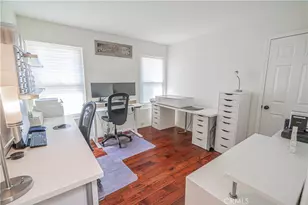 23678 White Oak Ct, Newhall, CA 91321 - Photo 34