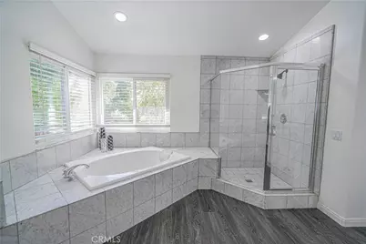 23678 White Oak Court, Newhall, CA 91321 - Photo 22